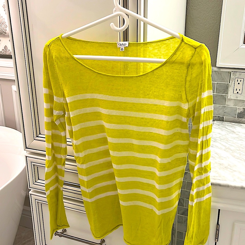 NWOT Babaton linen sweater